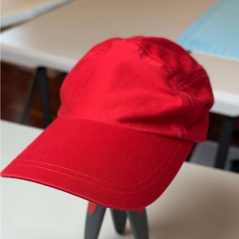 Vintage GAP Red Adjustable Baseball Cap Hat